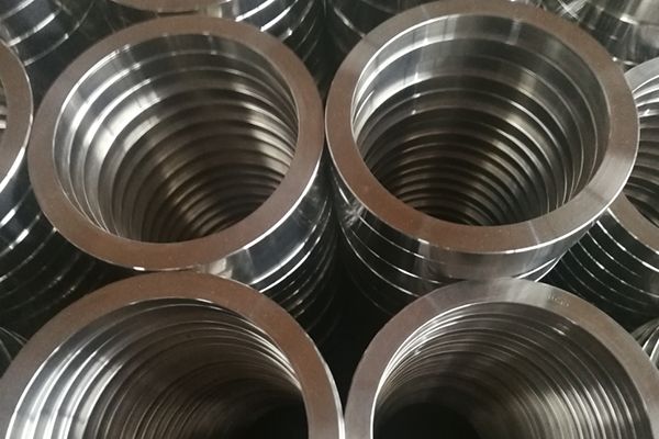¿Por qué se debe pintar la carcasa del filtro de acero industrial?