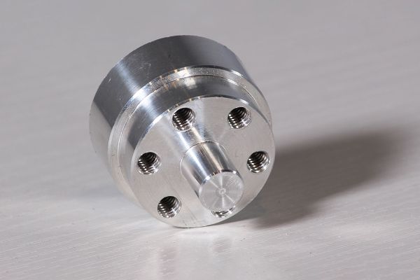 ¿Su fabricación sufre de piezas de precisión inconsistentes?